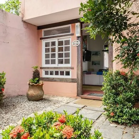 Car In The Garage And Everything On Foot. Armacao dos Buzios Exterior photo